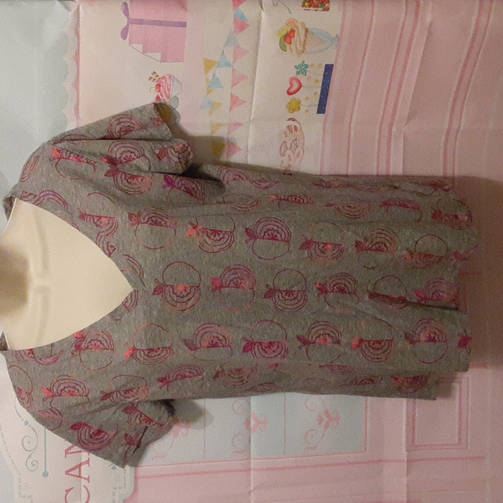 Women's Short Sleeve T-Shirt by Mossimo Size Large - Picture 2 of 6